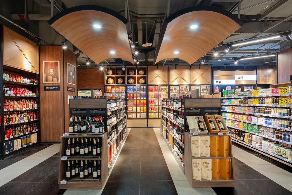 实体超市如何通过细节设计吸引并留住顾客？