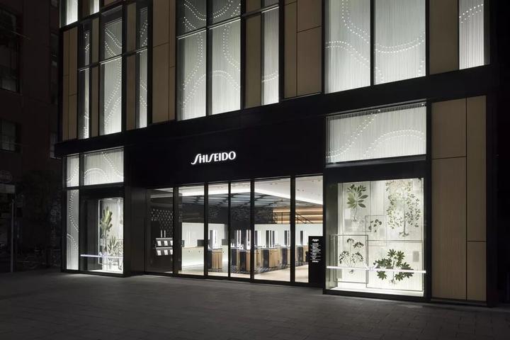 化妆品店设计：日本资生堂