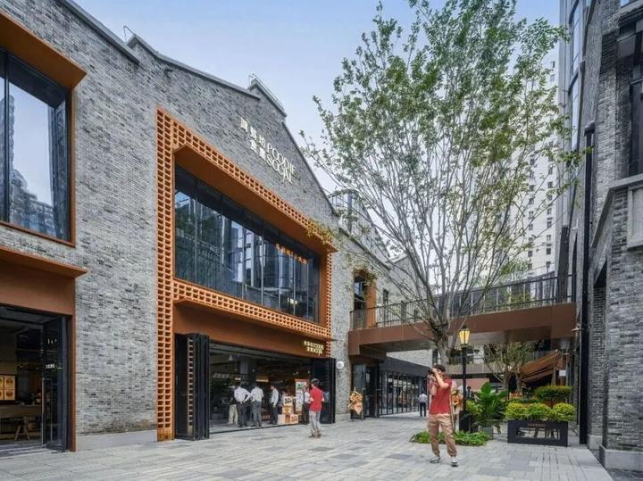 上海鸿寿坊：“精致烟火气”商业的底层逻辑