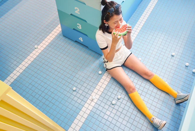 大面积撞色，小清新风的台湾运动超市设计，小资格调！