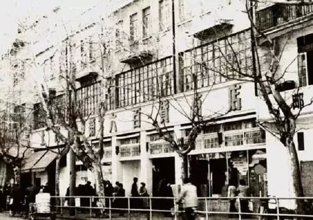 第二代商业模式：传统百货商店