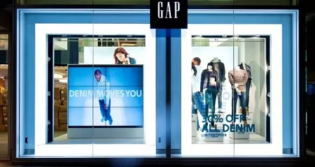 GAP的最新橱窗陈列设计