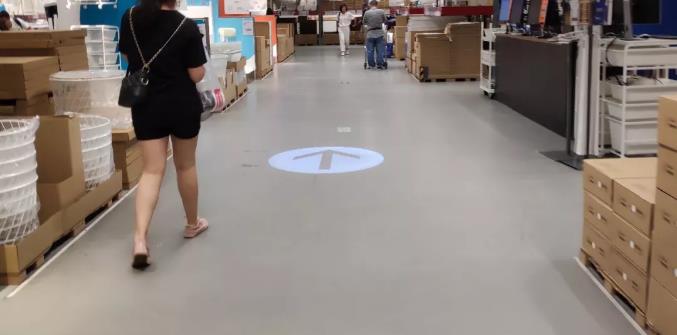 正门处的视觉导识牌