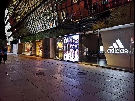 好的橱窗设计如何为品牌发声？