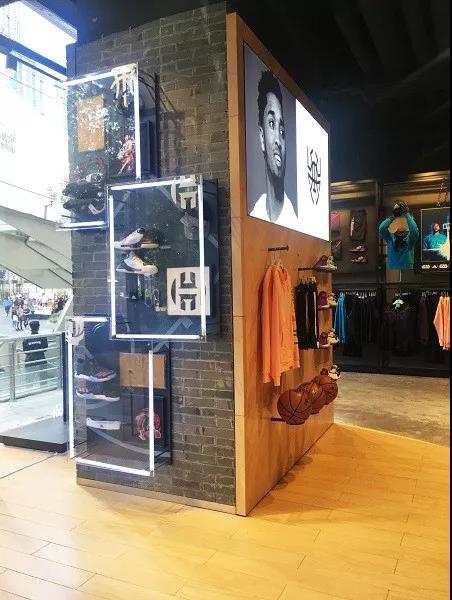 好的橱窗设计如何为品牌发声？