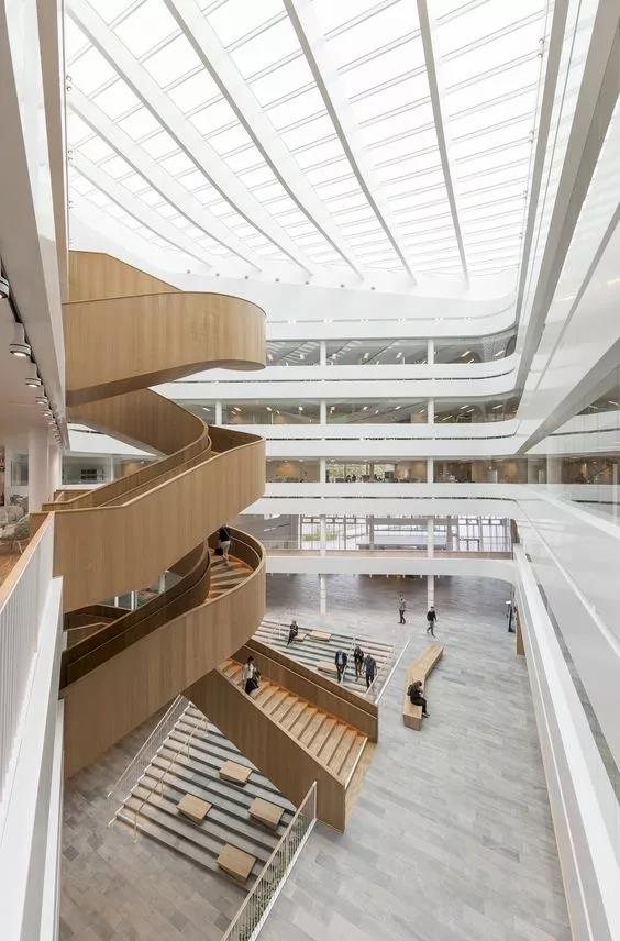 购物中心中庭设计