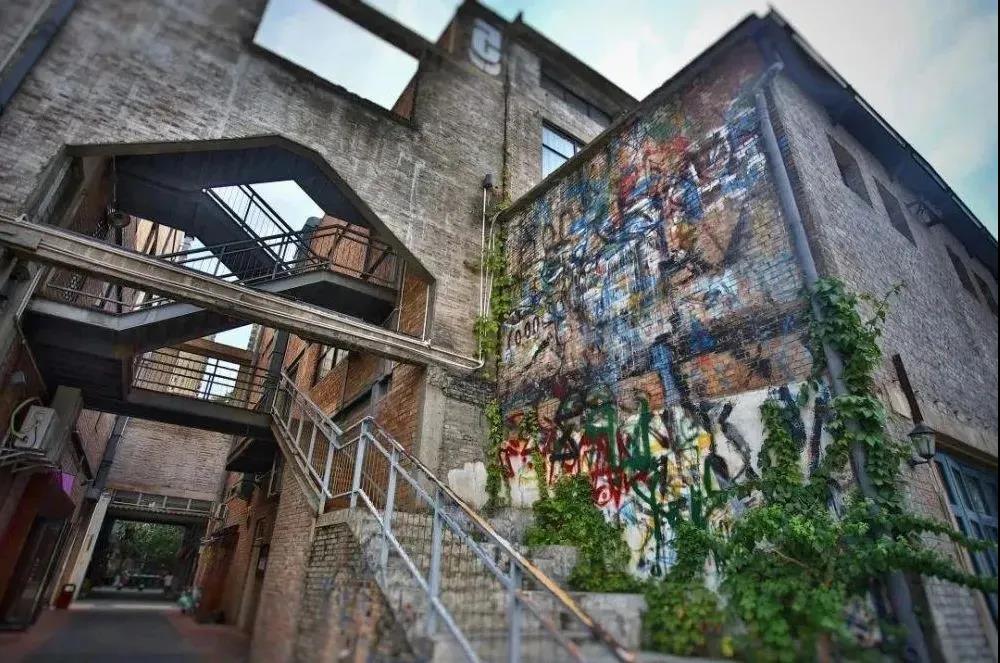 旧厂房改造成文创园