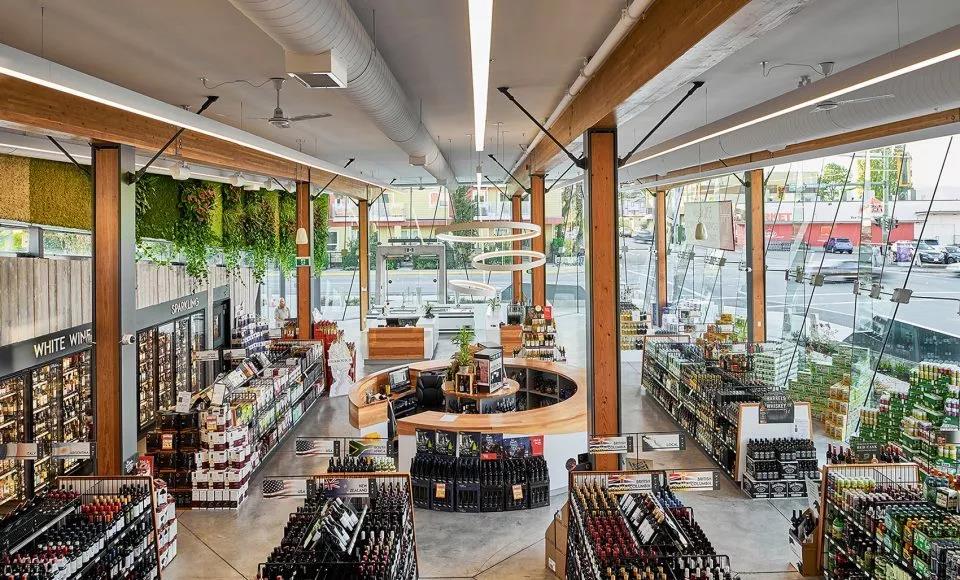 加拿大都铎之屋酒品店设计赏析