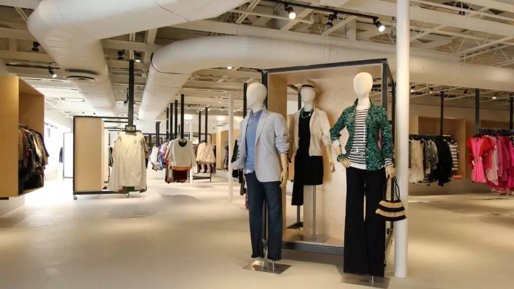 品牌服装折扣店设计改造